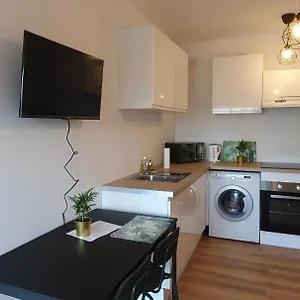 T2 Avec Grande Terrasse Quartier Jardin Massey Apartamento Tarbes